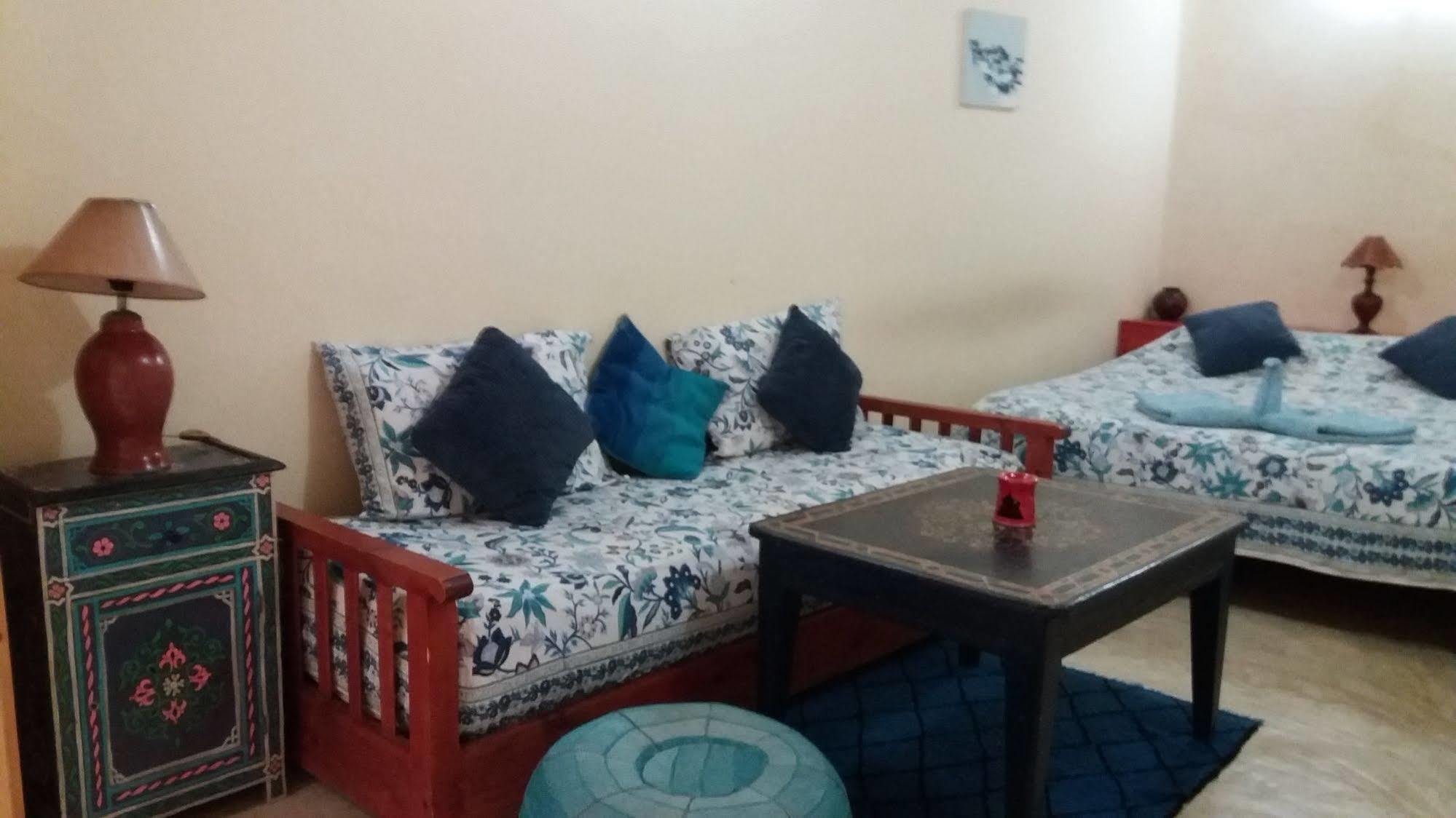 에사우이라 다르 라티게오 B&B 외부 사진